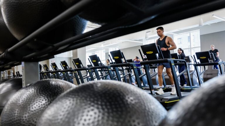 ‘I’d rather overpay and be comfortable.’ As mid-budget gyms die out, patrons face tough choices.