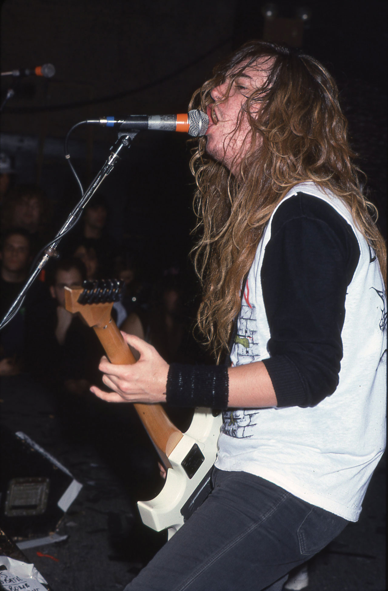 Max Cavalera of Sepultura playing live in 1989