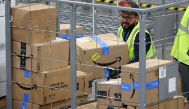 Amazon ends Walmart’s decadelong reign as world’s top retailer – Deseret News