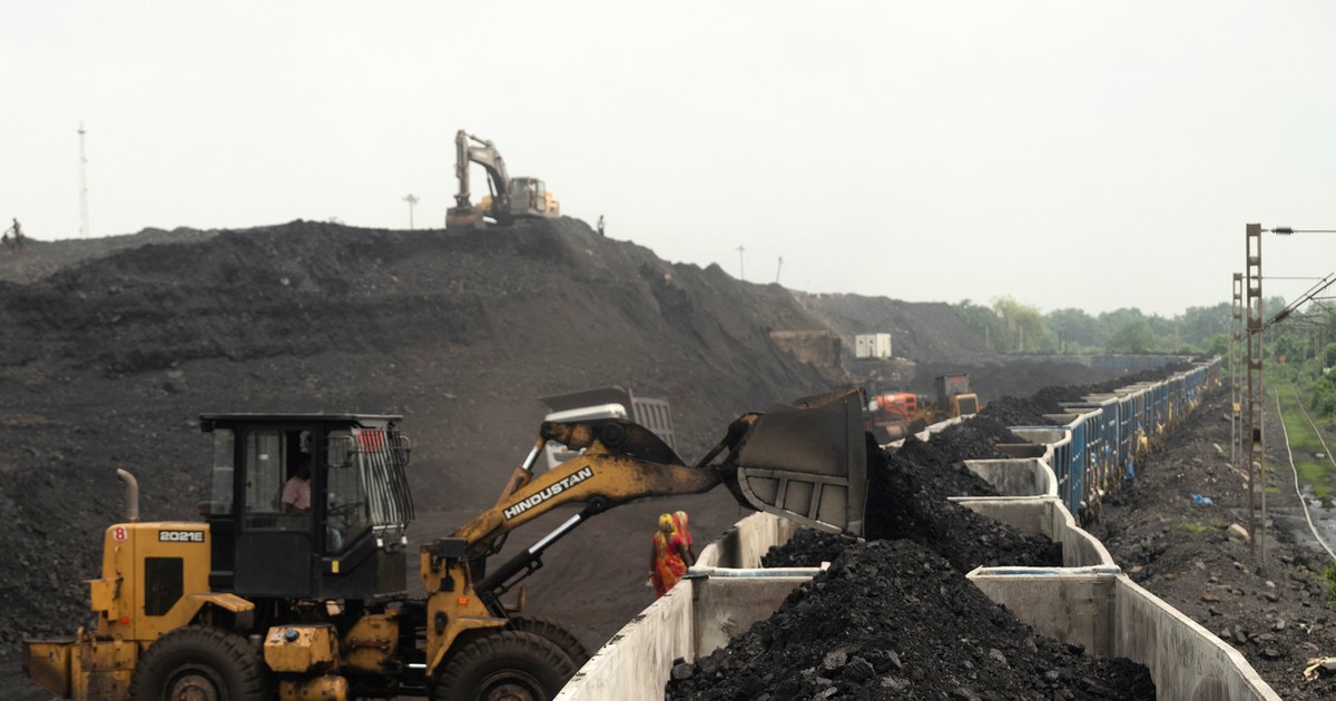 Investors race into Madagascar as 16-year mining ban is lifted, gold excluded