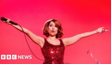 Six things to look out for in tonight's Brit Awards ceremony - BBC