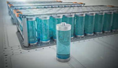 New sodium ion battery stores twice the energy and desalinates seawater