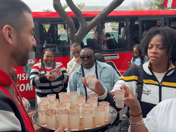 021626_tmz_brunch_bus_angela_martini_shots_primary