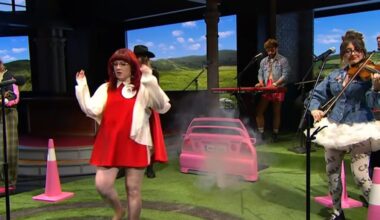 CMAT brings Donegal's car scene to US Late Show performance!