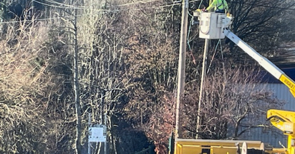 Eir doesn’t give a dam about its customers says local councillor