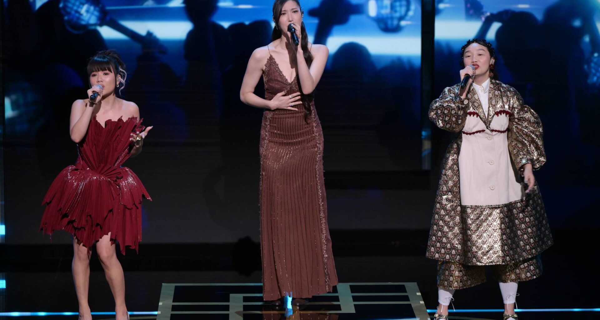 Watch 'KPop Demon Hunters' stars perform 'Golden' at the BAFTAs