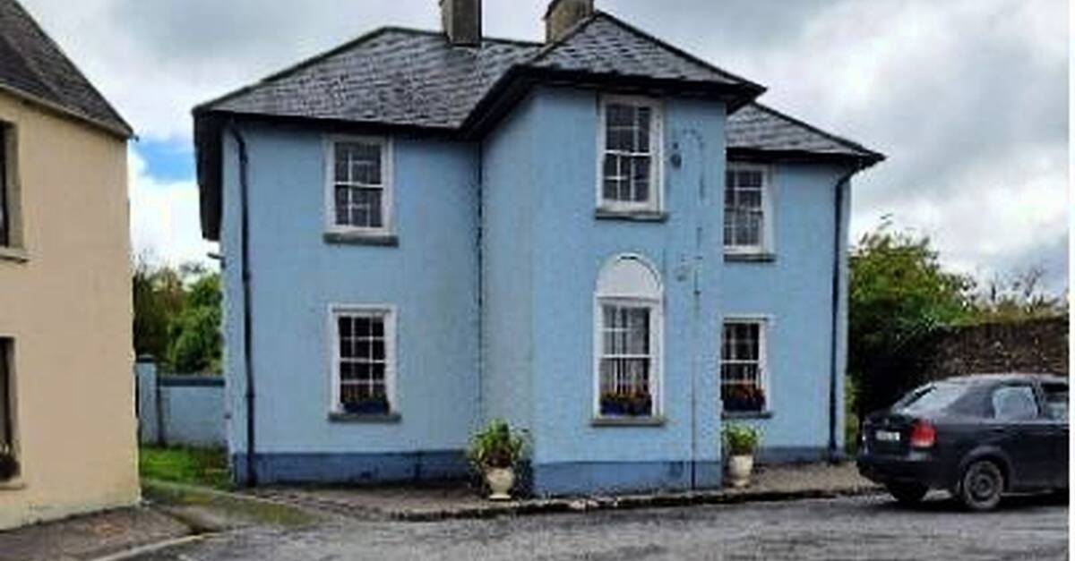 Former Kerry garda station sold for €200,000 at auction