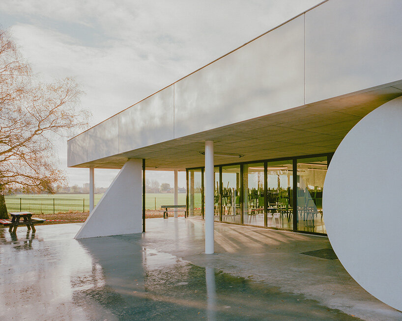 geometric supports guide movement at belgian school by LT2A and open architectes