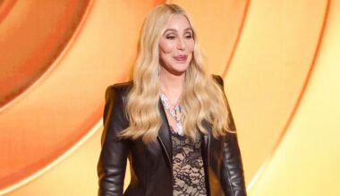 Cher Accepts Her Grammys Lifetime Achievement Award in a Naked Dress