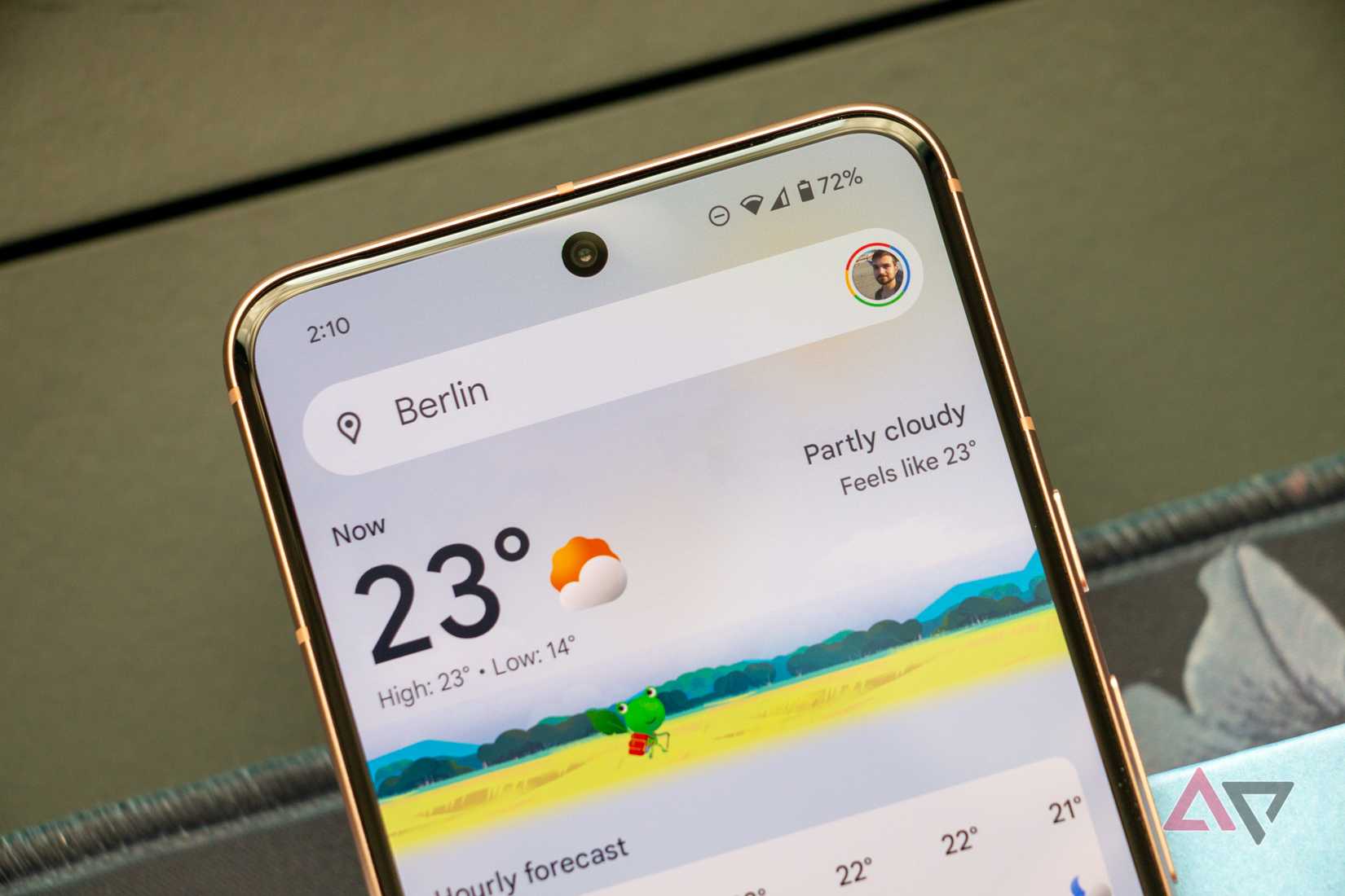 pixel 8 phone showing weather app