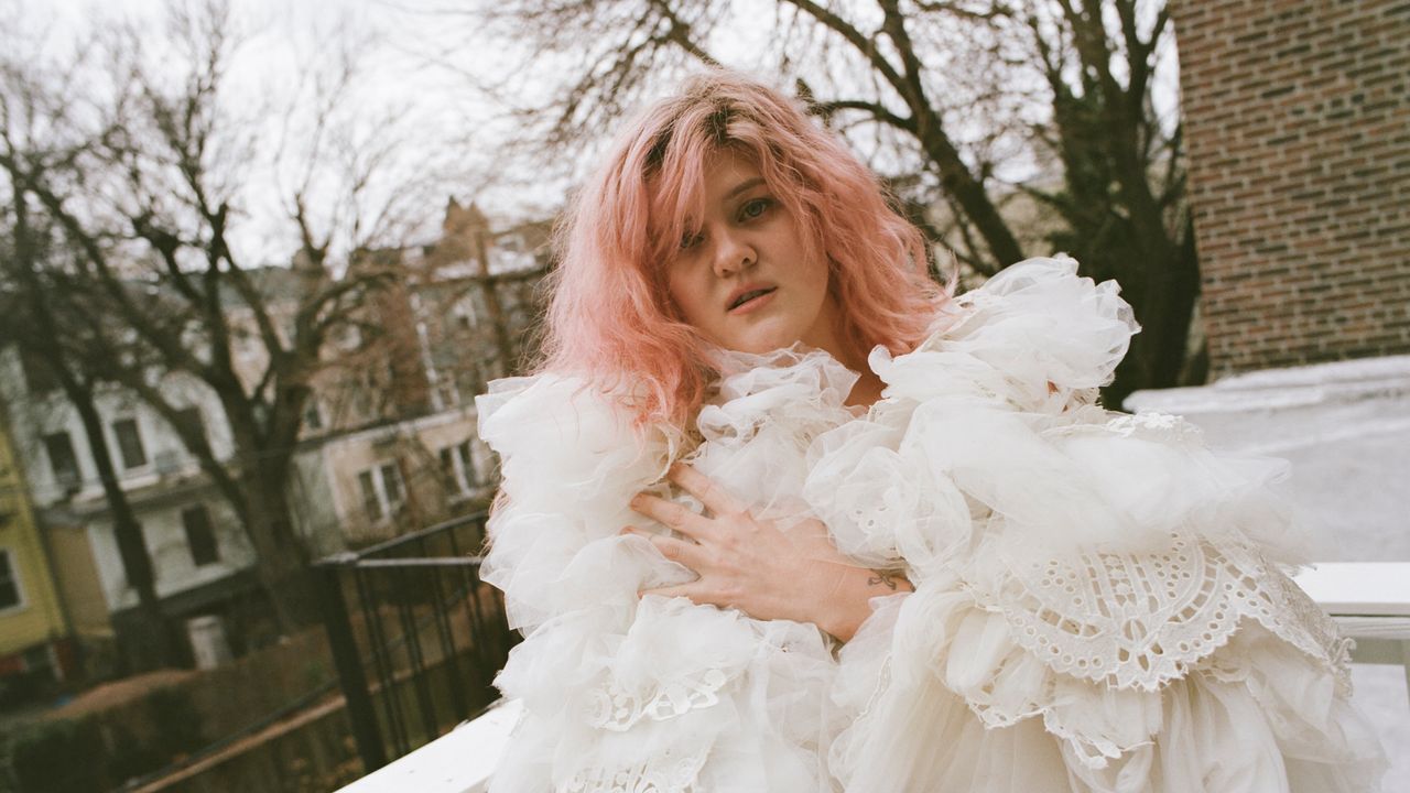 Grace Ives Readies New Album Girlfriend and Tour