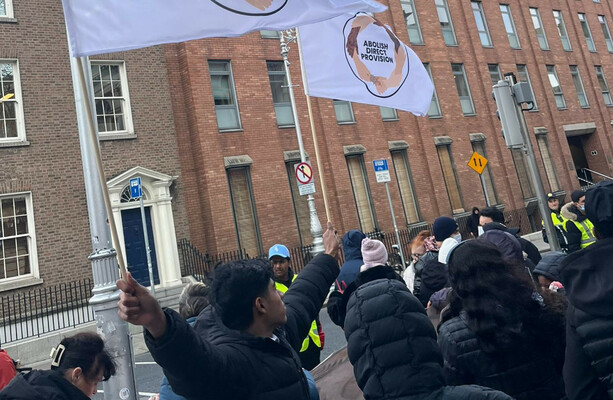 The contrarian asylum seeker group that wants a 'boycott' of other asylum seeker groups