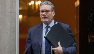 Keir Starmer's leadership in peril as Labour MPs revolt over Peter Mandelson scandal - The Journal