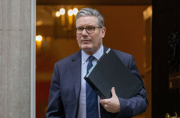 Keir Starmer's leadership in peril as Labour MPs revolt over Peter Mandelson scandal - The Journal
