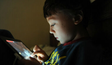 Warning issued on children's safety as half allowed use internet without parental controls - The Journal