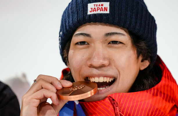 Winter Olympics organisers investigating medals that keep breaking off ribbons