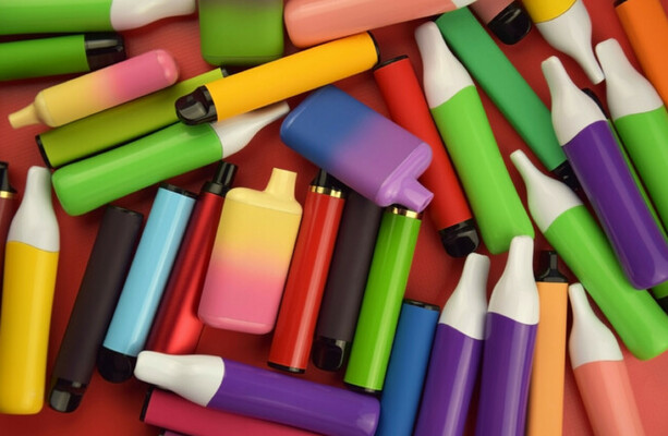 Taoiseach says Government would consider ban on vaping in cars carrying children - The Journal