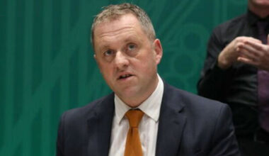 Minister 'doesn't blame' Israeli players for their government and wants Uefa game to go ahead - The Journal