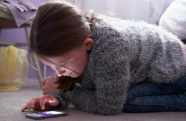 Government confirms plan to restrict social media for teenagers - The Journal