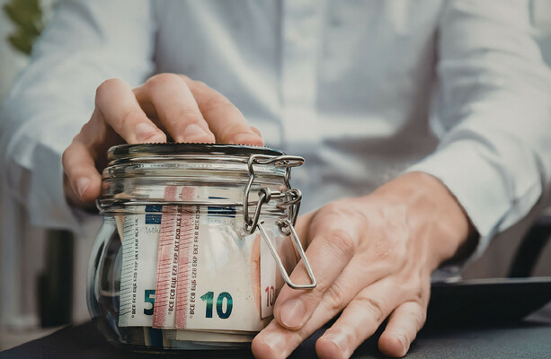 Ireland is planning a new savings scheme: How do they work elsewhere and how much could you earn? - The Journal