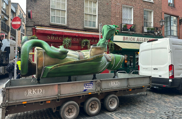Giant pint-wielding statue of St Patrick taken down from Temple Bar pub after less than a day