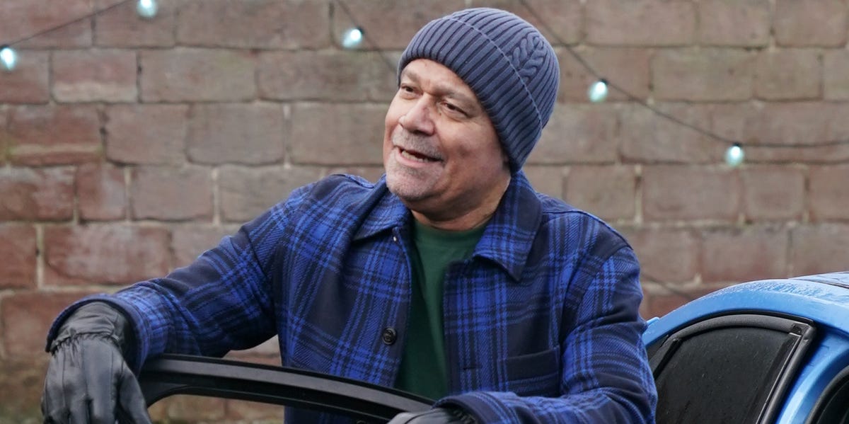 Hollyoaks confirms Donny’s big career change with nostalgic Brookside connection