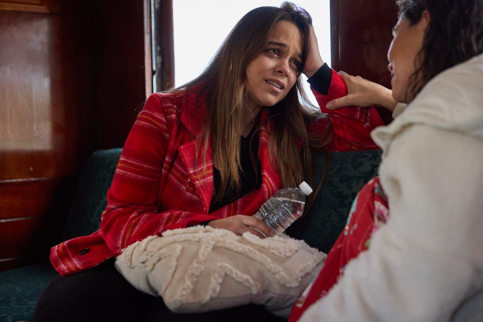 abigail fowler and mackenzie booth in home and away