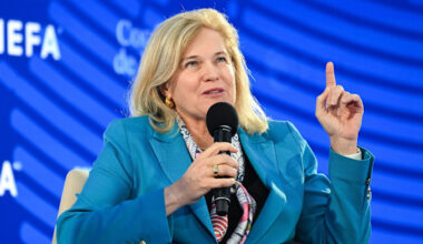 AI threatens enterprise software companies, says Franklin Templeton CEO