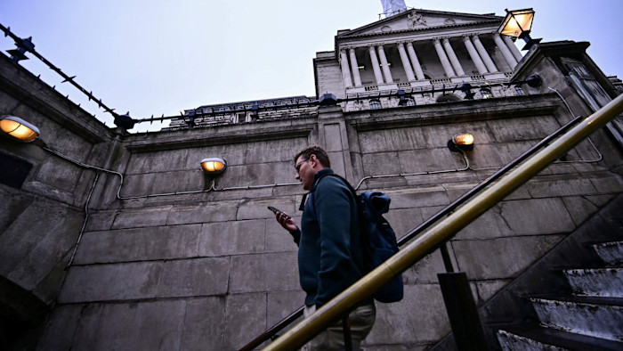 BoE chief economist urges ‘caution’ before further rate cuts