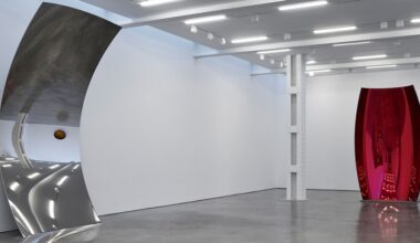 Anish Kapoor Presents New 'Mirror Works' in NYC