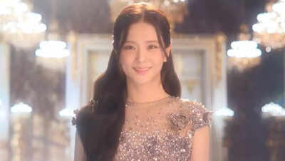 'Boyfriend on Demand' trailer: Jisoo enters her rom-com era as she gives virtual dating a shot in K-drama series opposite Seo In-guk