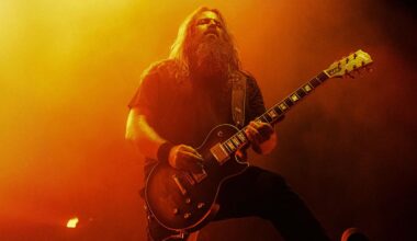 Mark Morton's Gibson signature Les Paul arrives