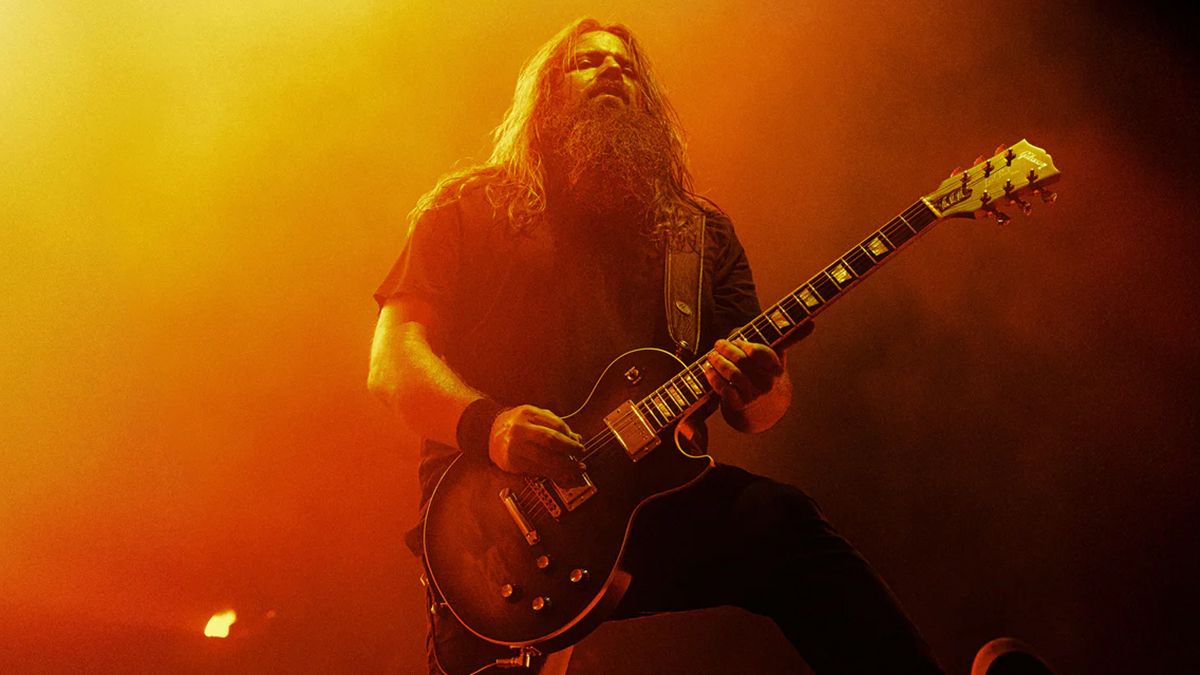 Mark Morton's Gibson signature Les Paul arrives