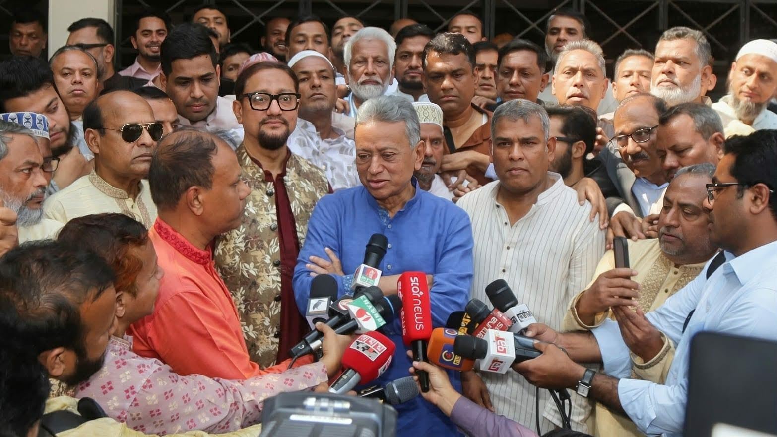 Finance and Planning Minister Amir Khasru Mahmud Chowdhury speaks to journalists in Chattogram’s Mehedibag area on 20 February 2026. Photo: TBS