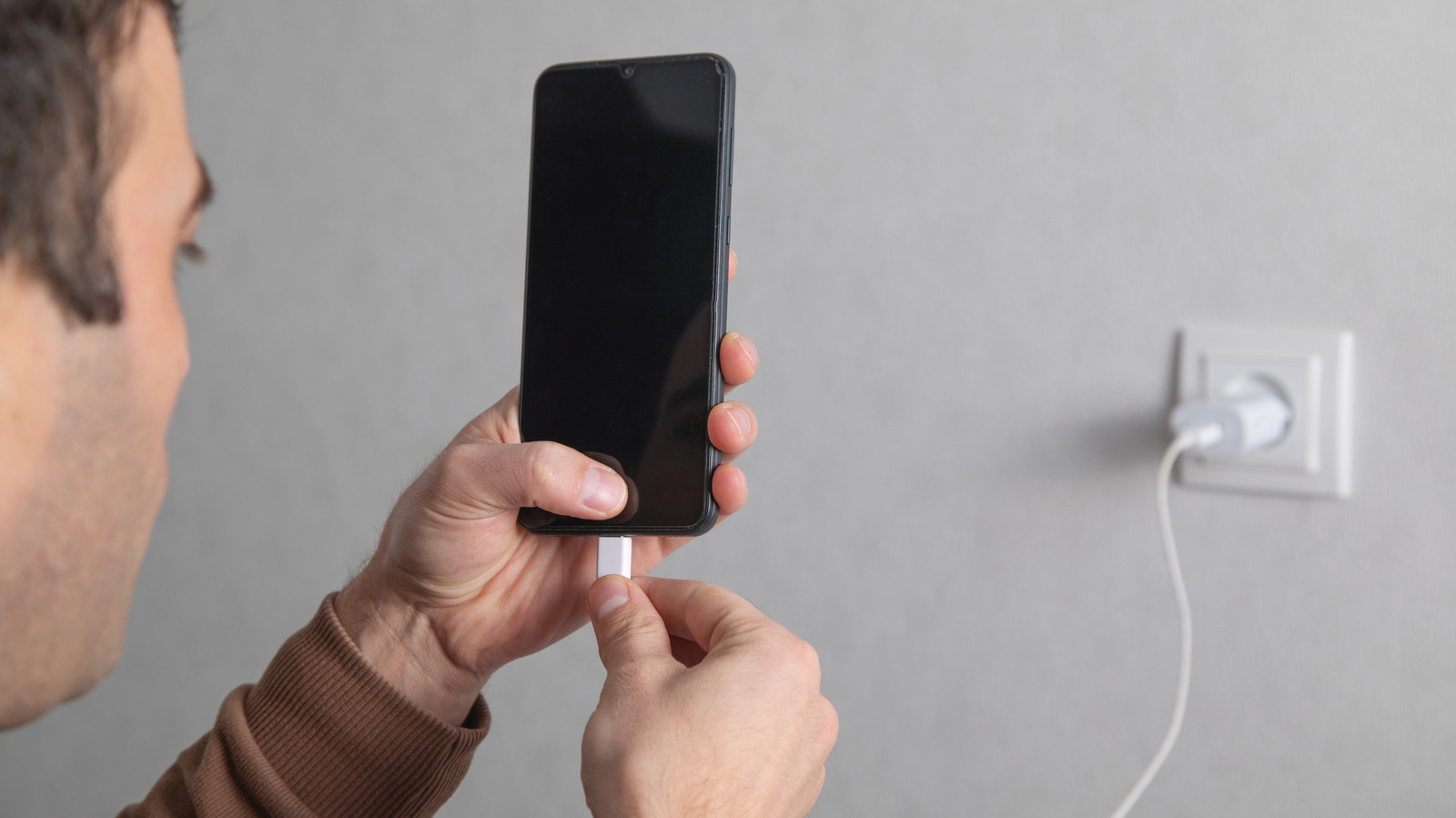 Does Turning On Airplane Mode Make Your Phone Charge Faster?