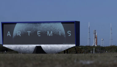 NASA's Artemis II Keeps Leaking Liquid Hydrogen, And It's Starting To Cause Problems