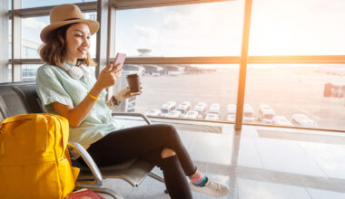 7 Travel Apps That Make International Flights Easier