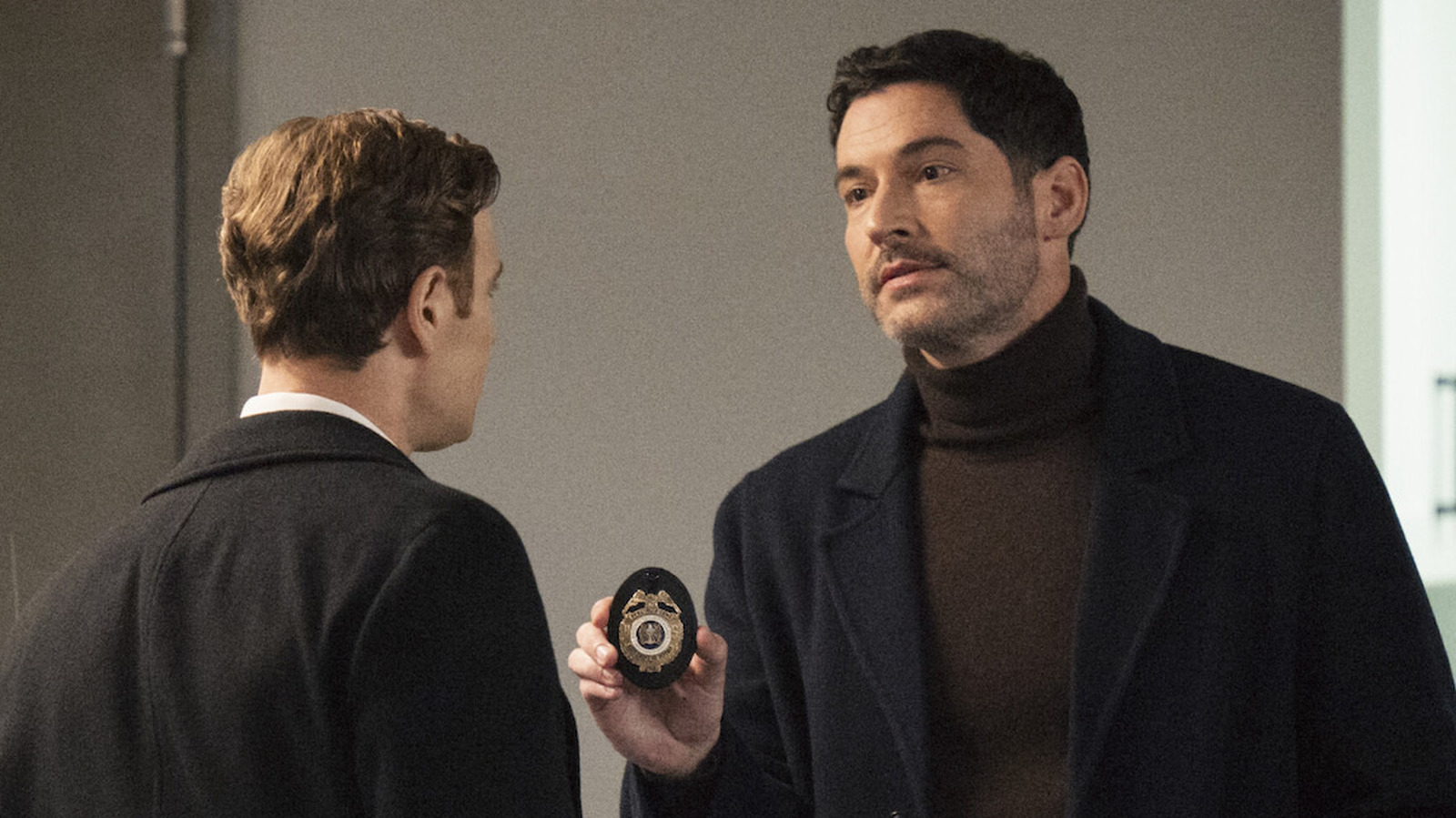 CIA's Tom Ellis Previews FBI Spinoff's Odd Couple Dynamic—Read Interview