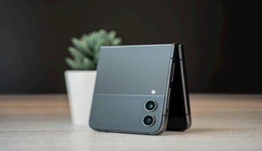 How Apple's iPhone Fold competes with Samsung foldables in display durability