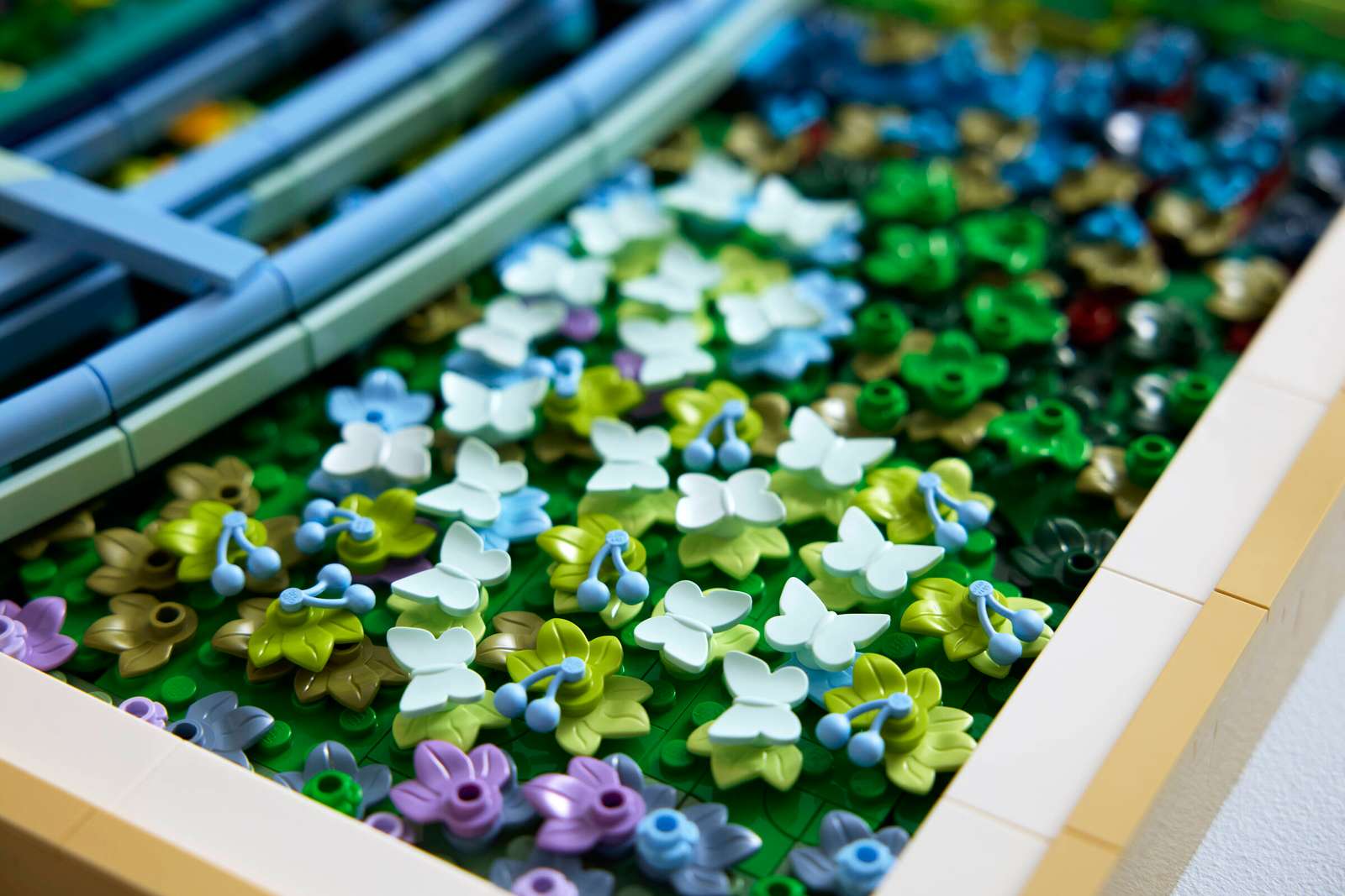 Close-up of the ‘Monet Bridge Over a Pond of Water Lilies’ LEGO set