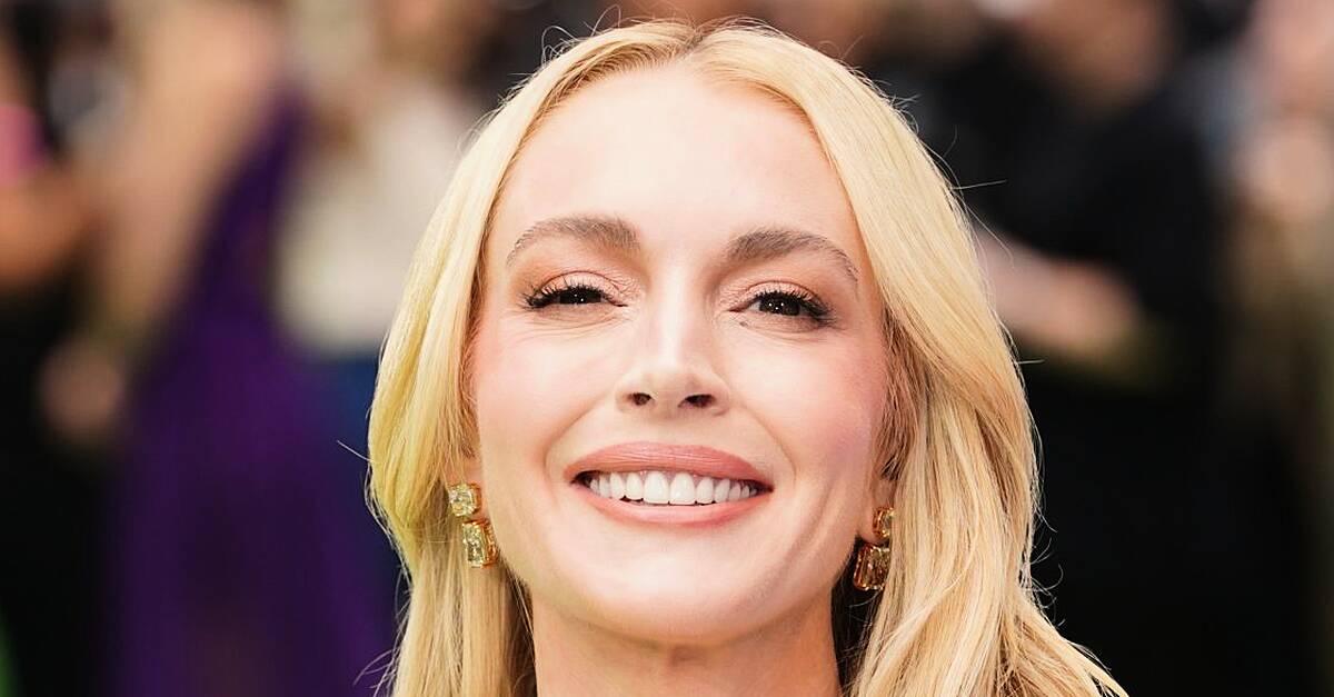 Lindsay Lohan asks why nobody protected her as a child star