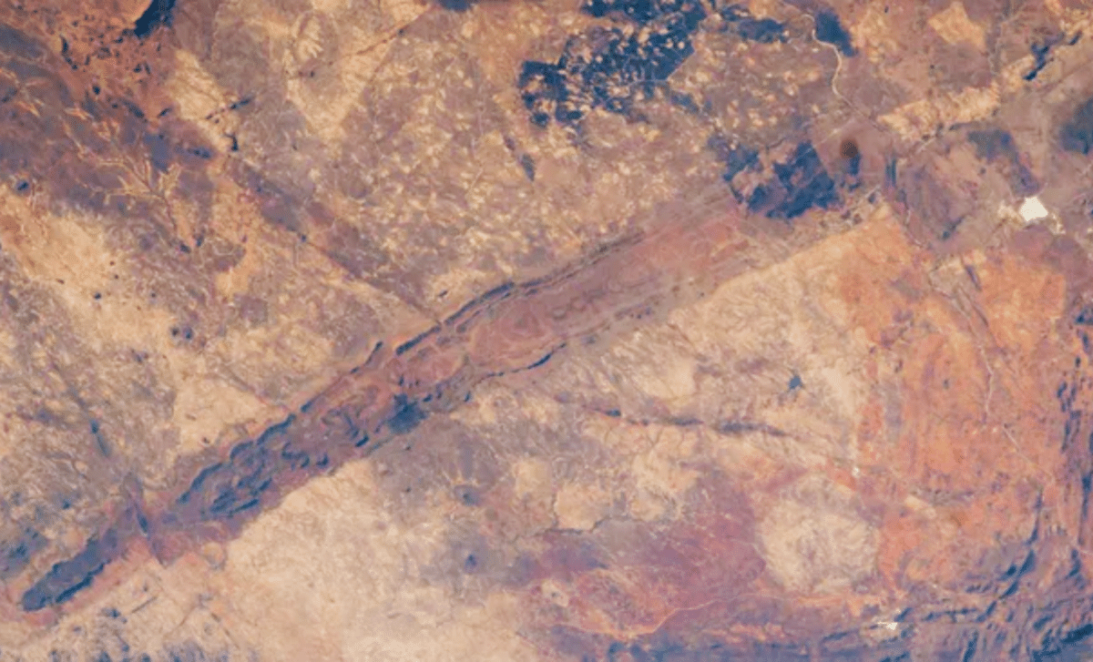 Nasa Reveals Hidden 2.5 Billion Year Old Geological Wonder In Stunning Space Photo