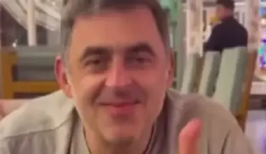 Ronnie O’Sullivan enjoys romantic date with wife after leaving UK for Middle East