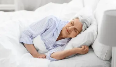 This bedroom temperature could help older adults sleep with less stress