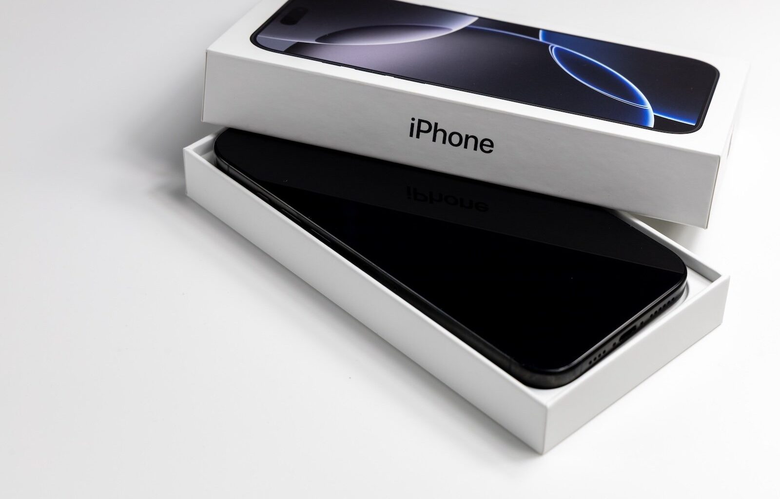 Display quality aims to outperform the competition Apfelpatient