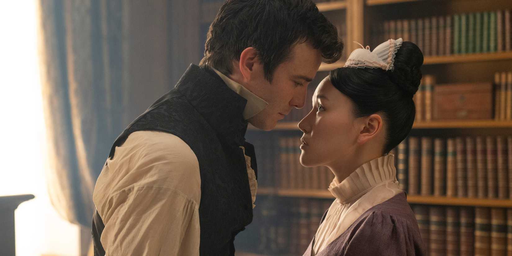 Bridgerton. (L to R) Luke Thompson as Benedict Bridgerton, Yerin Ha as Sophie Baek in episode 407 of Bridgerton. Cr. Liam Daniel/Netflix © 2025
