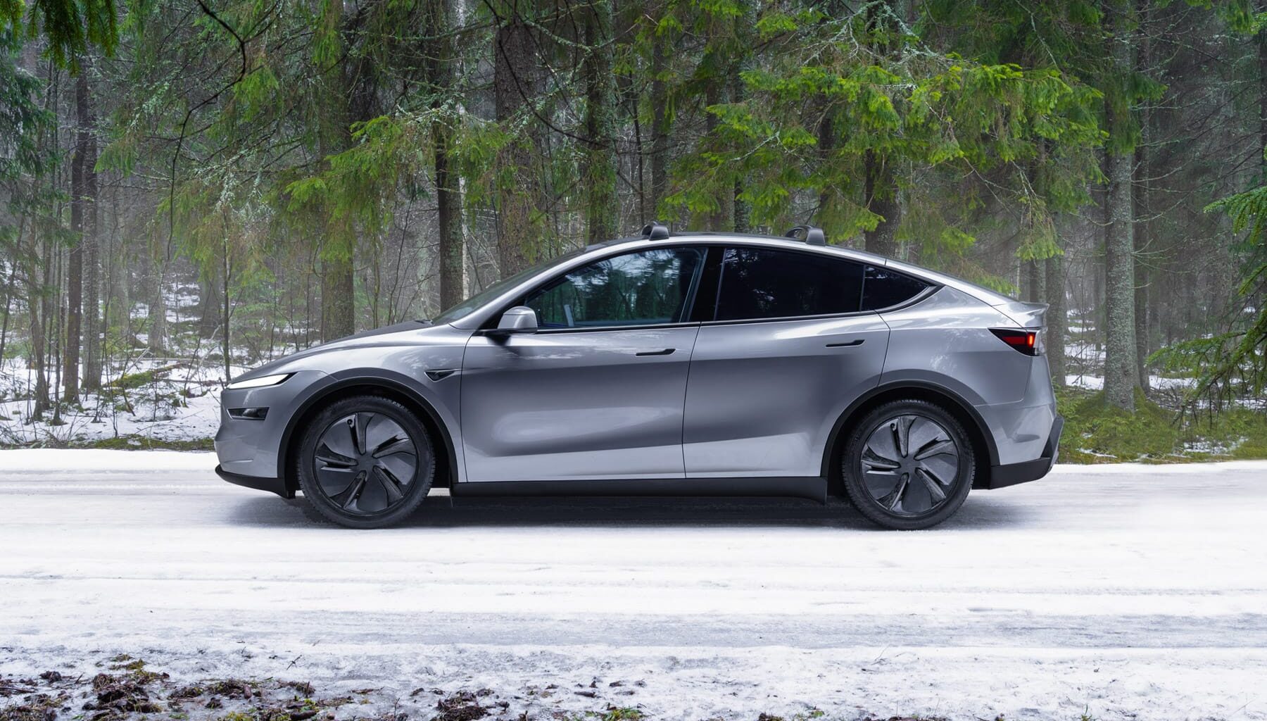 Tesla brings back seven-seat Model Y in Europe