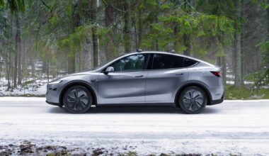 Tesla brings back seven-seat Model Y in Europe