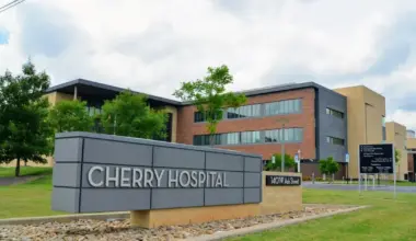 Who gets a bed in NC’s state psychiatric hospitals — and who waits?