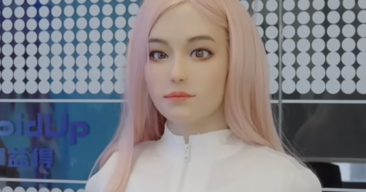 New realistic humanoid robot Moya unveiled by DroidUp